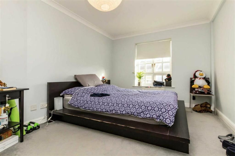 BEAUTIFUL ROOM IN EAST HAM ! AVAILABLE NOW  ✅✅