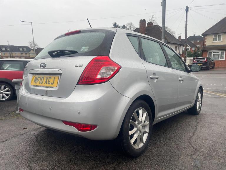 2010 Kia Ceed 1.6 CRDi 1 Euro 4 (s/s) 5dr HATCHBACK Diesel Manual