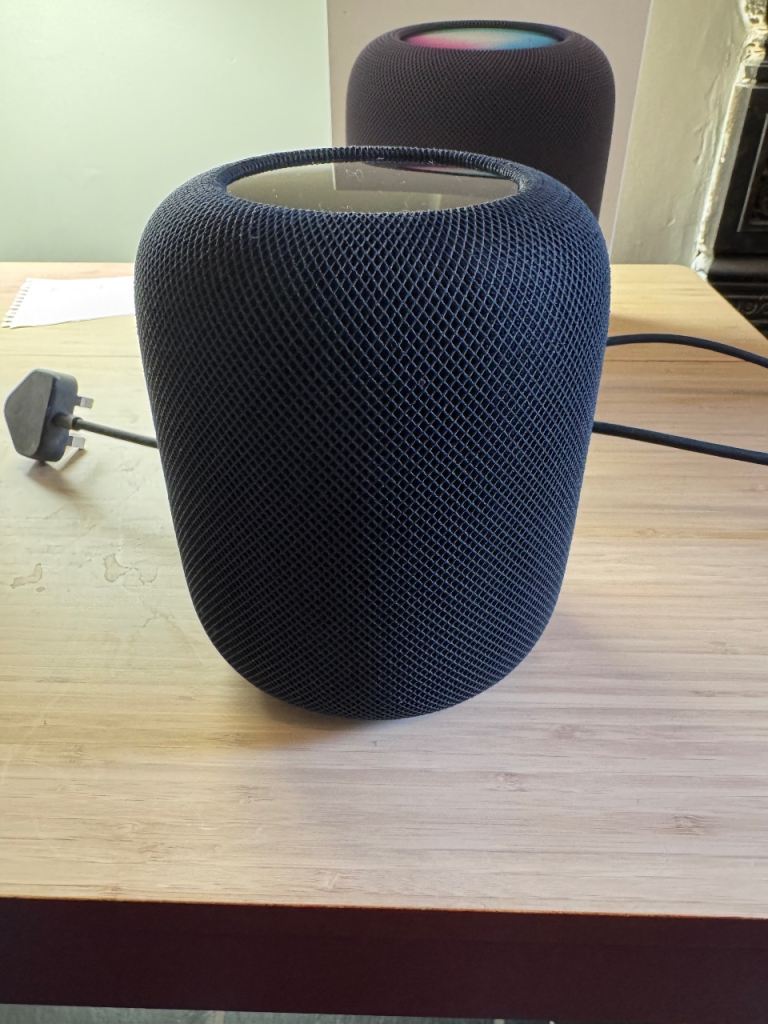 Apple HomePod 2nd Generation Midnight Used