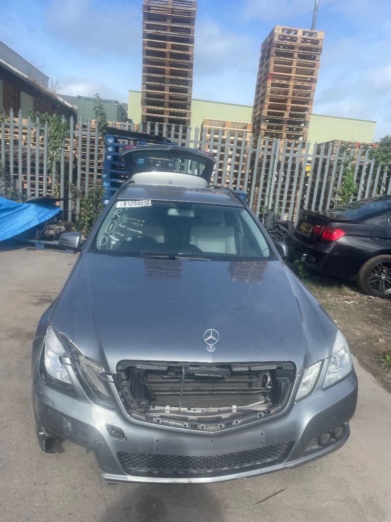 MERCEDES BENZ S212 W212 LCI BREAKING HEADLIGHT BONNET WING SLAMPANEL RADPACK DOOR REAR BUMPER MIRROR