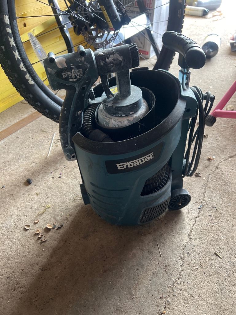 Erbauer electric fence sprayer 