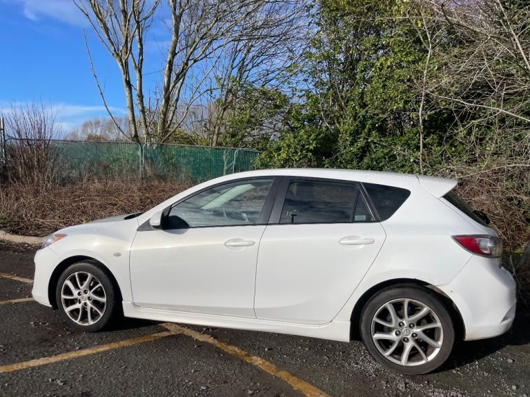 MAZDA 3 1.6 SPORT 62 REG WHITE 5 DOOR MOT NOVEMBER 22ND 2026 LOW INSURANCE 40+MPG