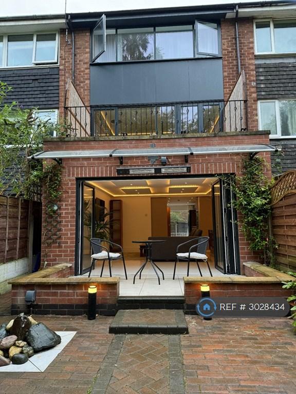 3 bedroom house in Didsbury, Manchester, M20 (3 bed) (#3028434)