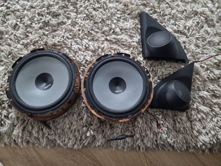 SALE HERTZ UNO V170 - 280 WATTS EACH