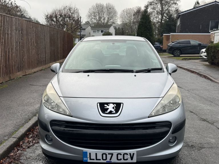 Peugeot 207 1.4 - LOW MILES! QUICK SALE 