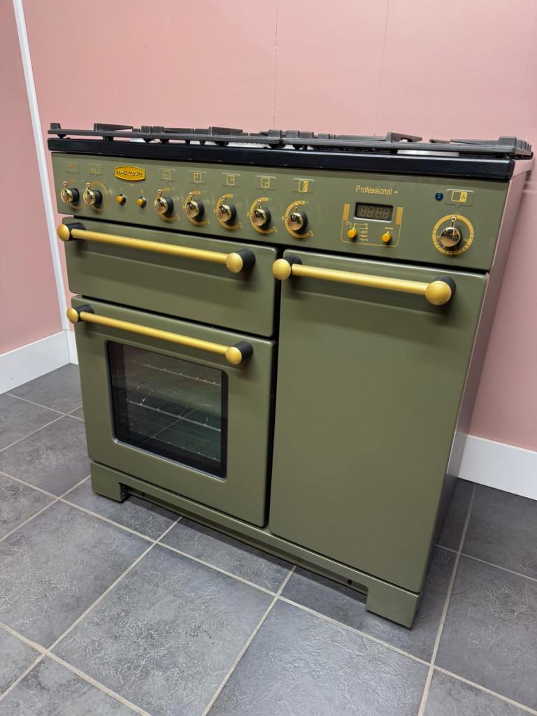 RANGEMASTER PROFESSIONAL + 90 🔥DUAL FUEL⚡️RANGE COOKER IN NATO GREEN & GOLD…
