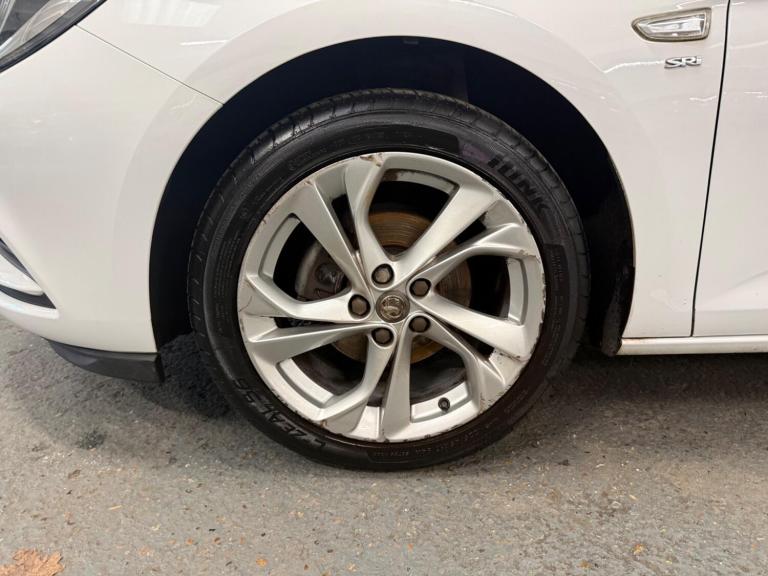 2017 Vauxhall Astra 1.4i Turbo SRi Sports Tourer Euro 6 5dr ESTATE Petrol Manual