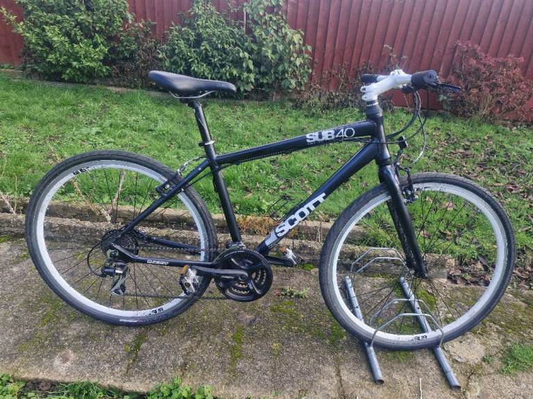  MENS GENTS ADULTS SCOTT SUB40 700cc WHEELS 19 INCH FRAME 21 SPEED BIKE BICYCLE