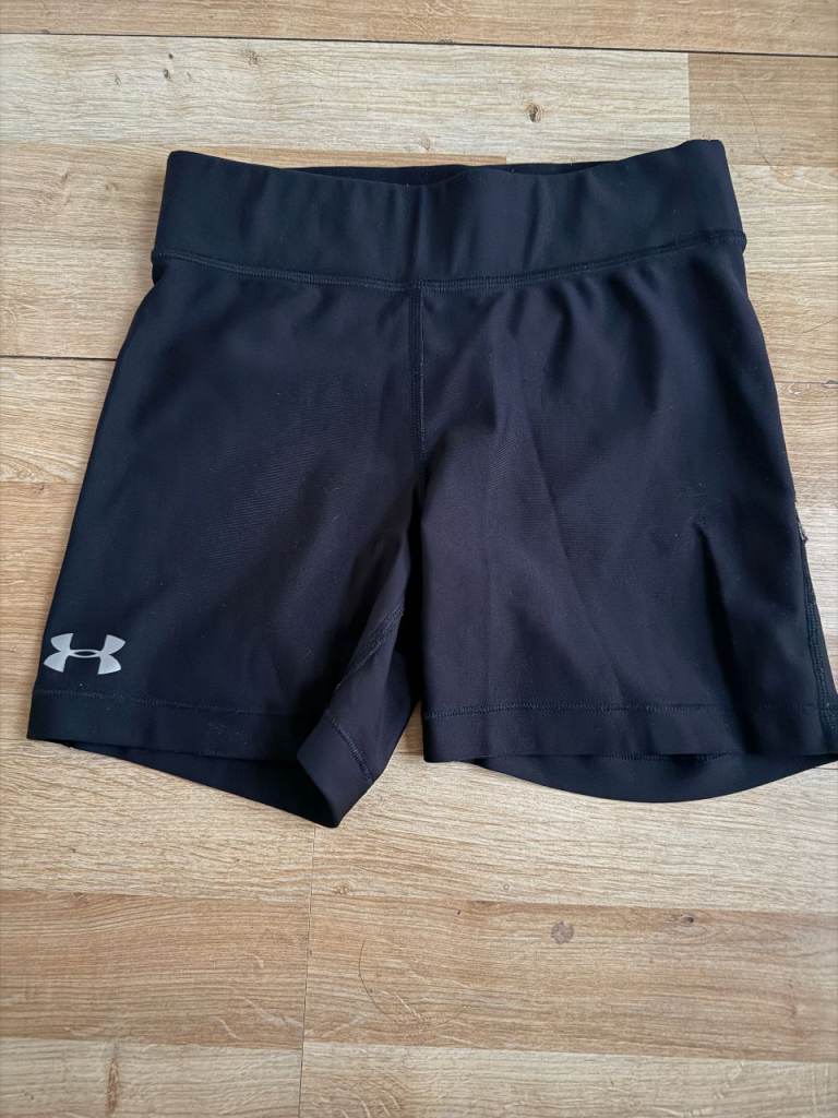 Under Armour Women's HeatGear Training Shorts - Black, Size S/M