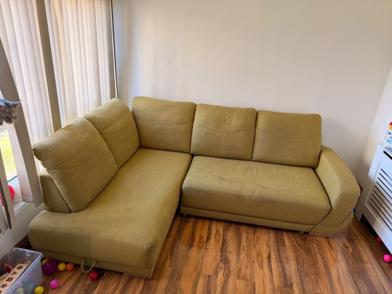 Corner sofa bed