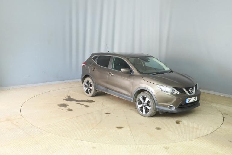 2017 Nissan Qashqai 1.6 dCi N-Connecta 5dr HATCHBACK DIESEL Manual