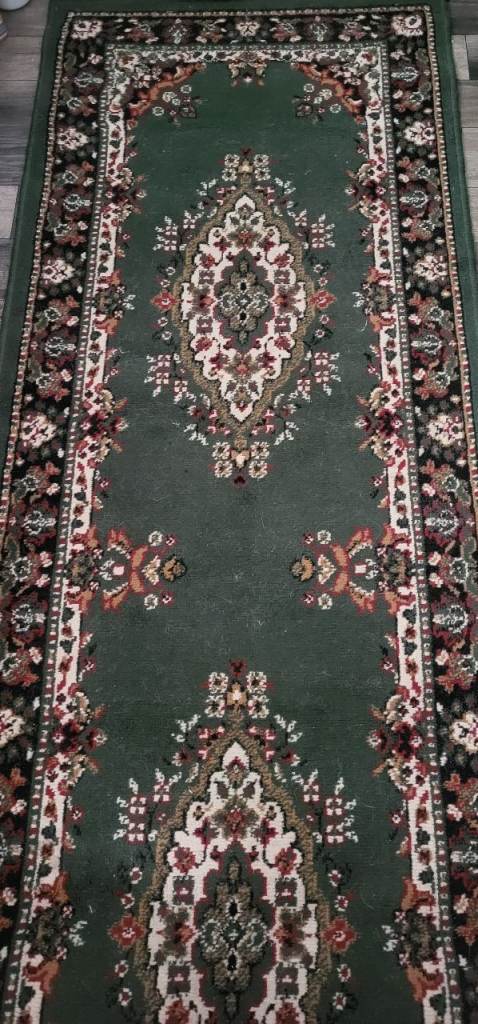 Traditional green patterned long runner carpet rug