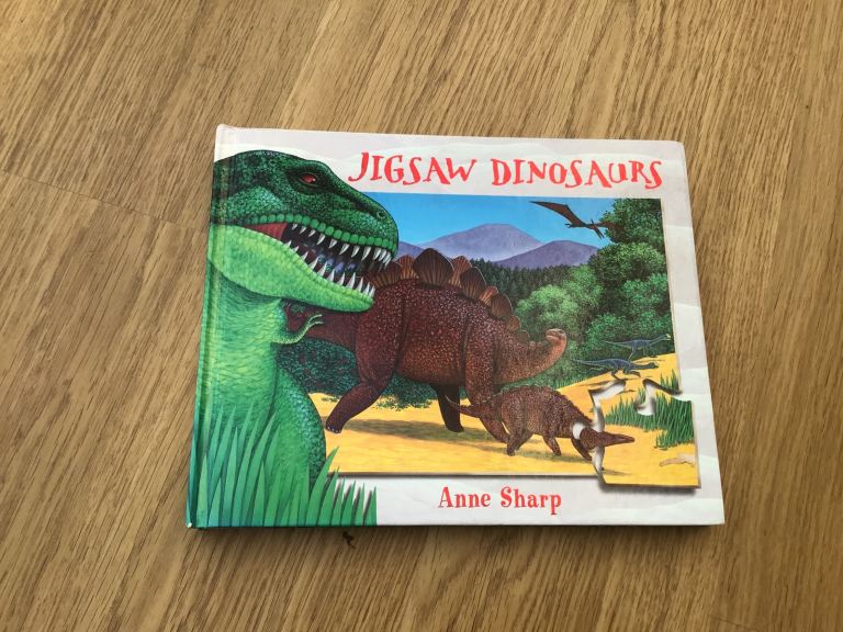 Jigsaw Dinosaur book 6 Pages dinosaur Jigsaws  UnFortunately 2 pieces Missing  