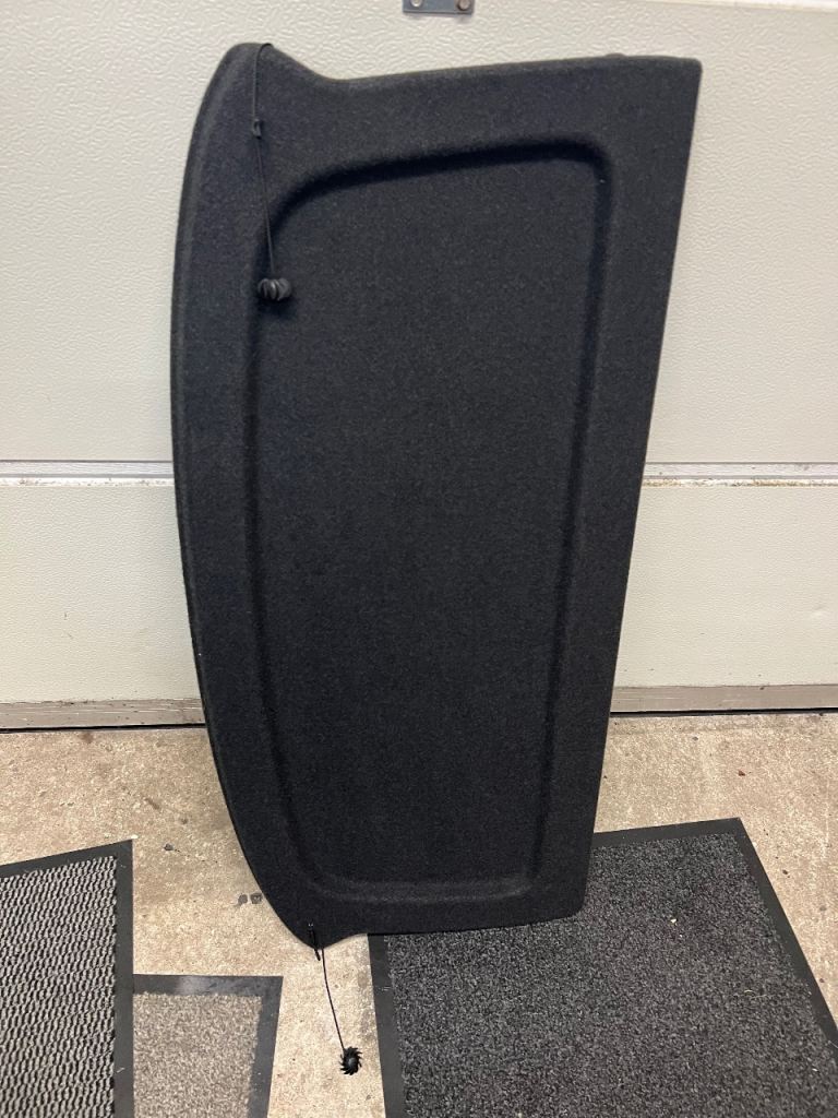 Vw golf mk 8 parcel shelf