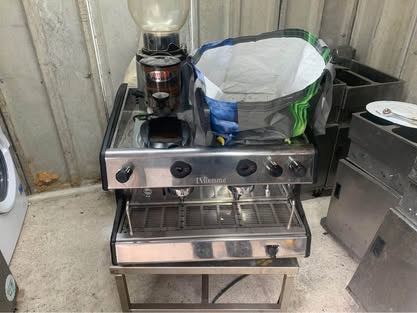 Commercial coffee machine 