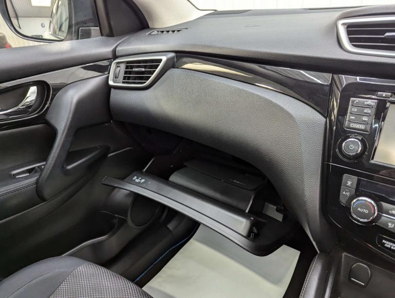 2015 Nissan Qashqai 1.5 Qashqai N-Tec+ dCi 5dr SUV Diesel Manual