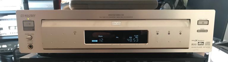 Sony dvp s7700 cd/dvd player