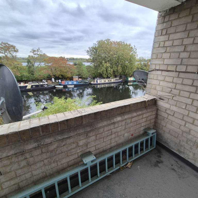 CALL NOW TO VIEW THE BEST (BRAND NEW) 1 BED IN STAMFORD HILL N16 6DF!