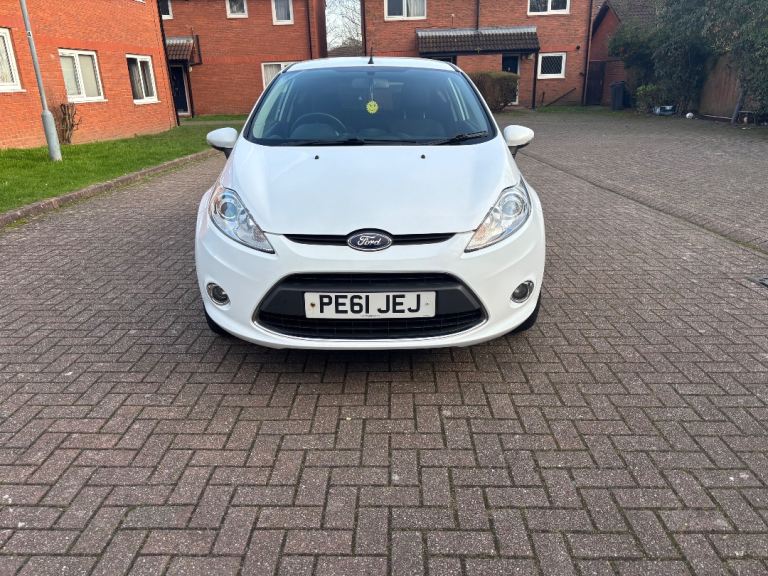 Ford, FIESTA, Hatchback, 2011, Manual, 1242 (cc), 3 doors