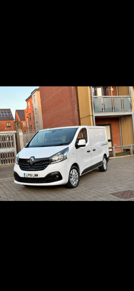 2019 Renault Trafic Sport