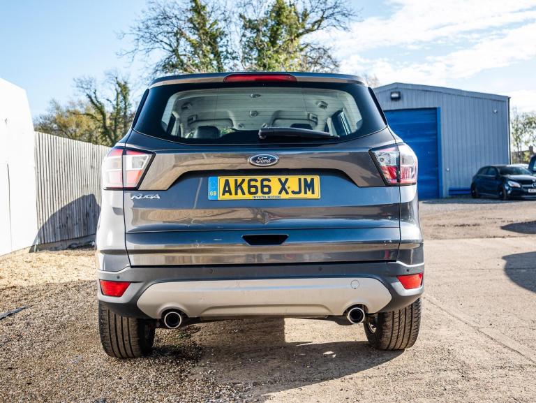 2017 Ford Kuga 2.0 TDCi Titanium Euro 6 (s/s) 5dr HATCHBACK Diesel Manual