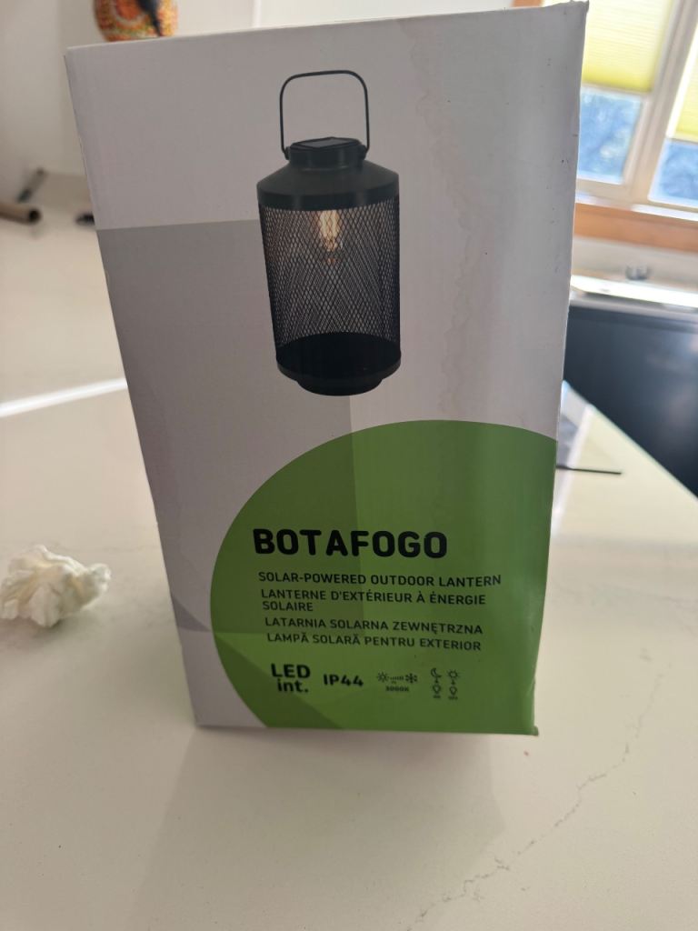 Solar powered lantern 