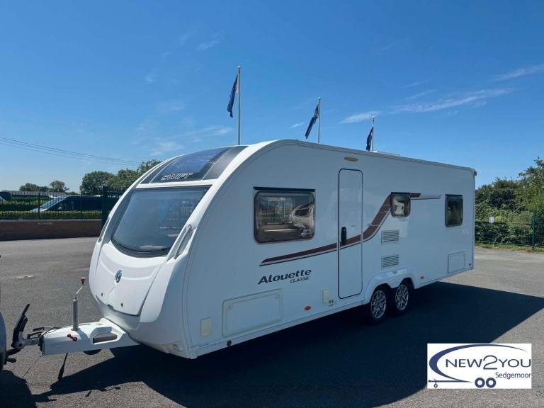 2015 Swift Alouette Classic 6 Berth FIXED BED Caravan - STOCK J037
