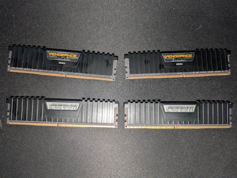 image for Corsair Vengeance 32GB (4x8GB) DDR4 3200MHz Desktop RAM LPX