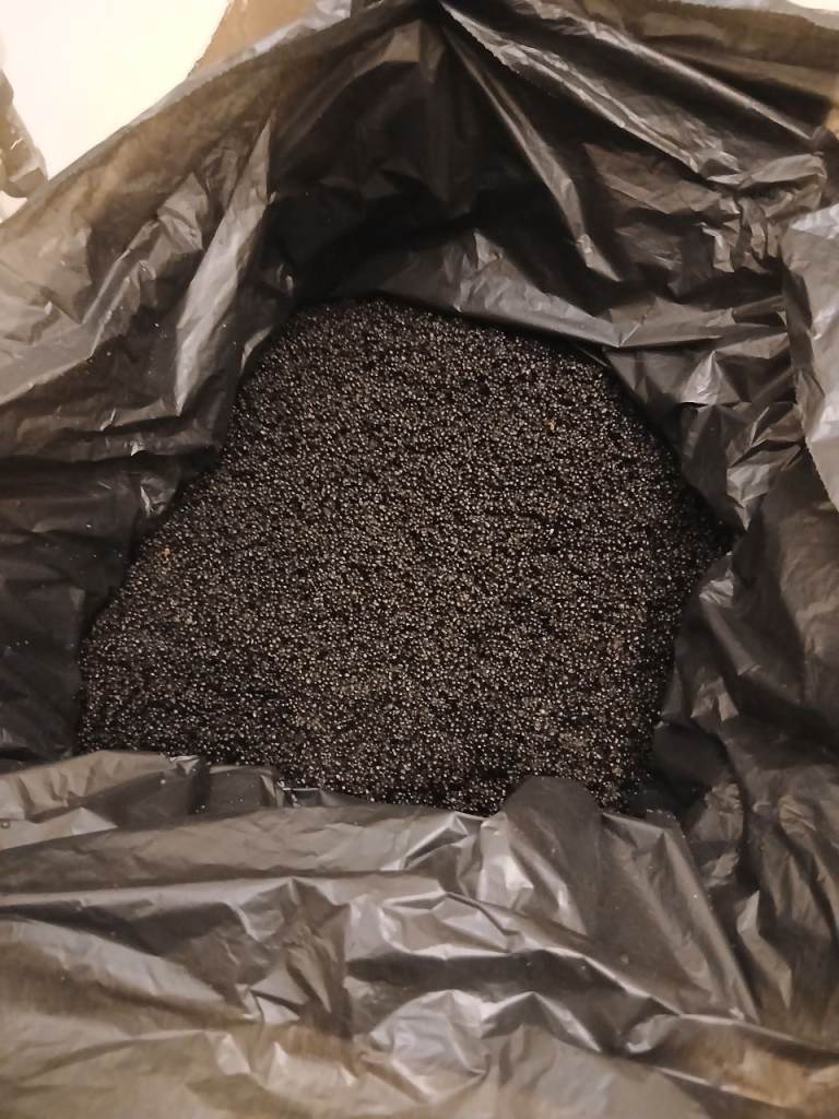 Used! 10kg Fluval Plant and Shrimp Stratum Aquarium Planting Substrate