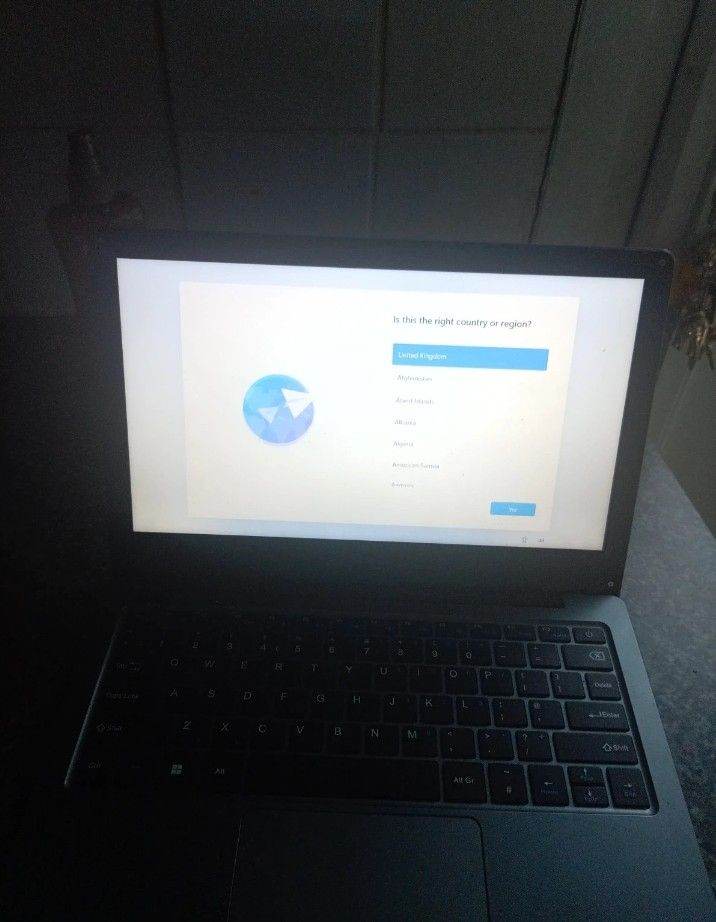 Laptop Entity