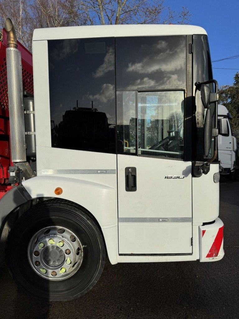 2018 MERCEDES ECONIC 1830 SKIP LOADER