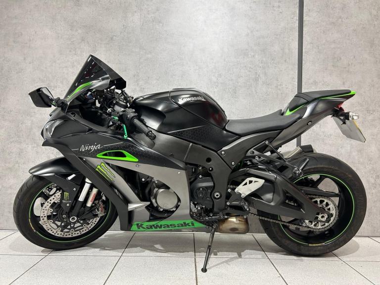 2021 KAWASAKI NINJA ZX-10R SE - 9226 miles