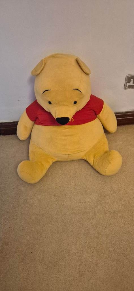 Disney Winnie the Pooh Giant Plush Toy – Extra Large Soft Teddy Bear