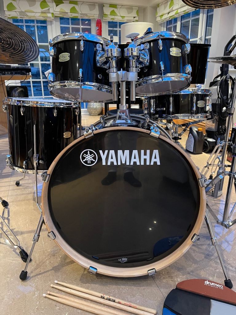 Yamaha Stage Custom Birch 5pc Drum Kit Raven Black + Meinl Cymbals & Hardware