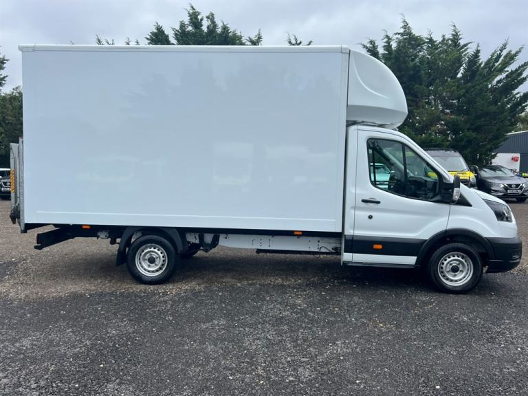 2021 Ford Transit 350 LEADER LUTON ECOBLUE Luton Van Diesel Manual