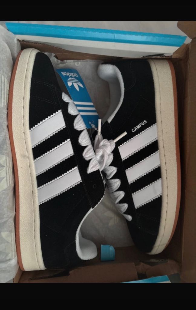 Black adidas campus 