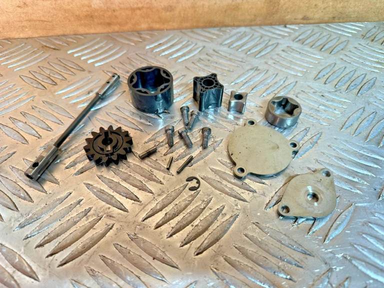 KTM SXF 350 Engine Oil Pump & Both Covers & All Pins/Clips 2017 XCF SX-F 