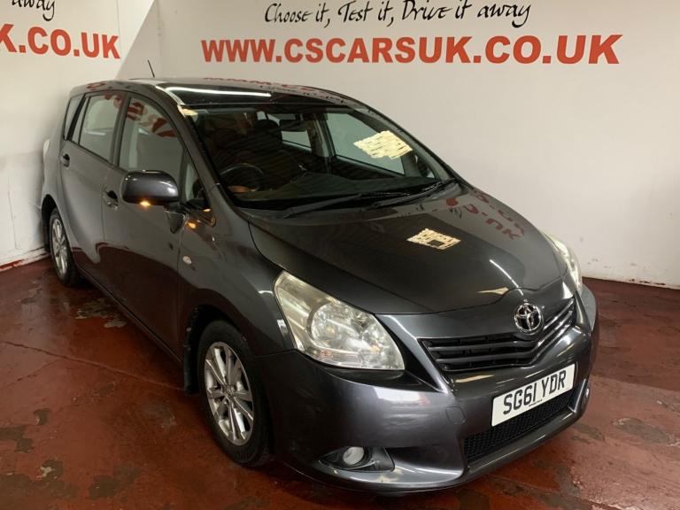 TOYOTA VERSO 1.8 V-Matic TR 2011
