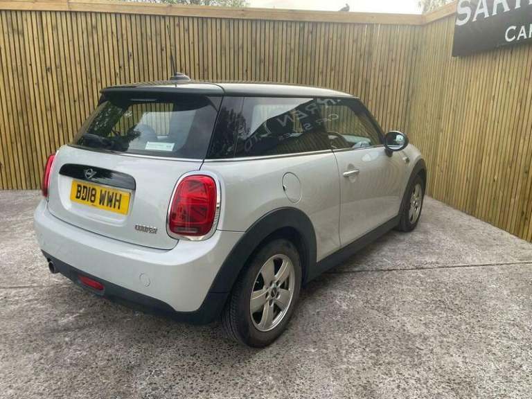 2018 MINI Hatch 1.5 Cooper Euro 6 (s/s) 3dr HATCHBACK Petrol Manual