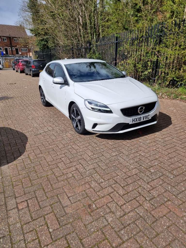 2018 Volvo V40 T2 R-Design 42000+ miles 
