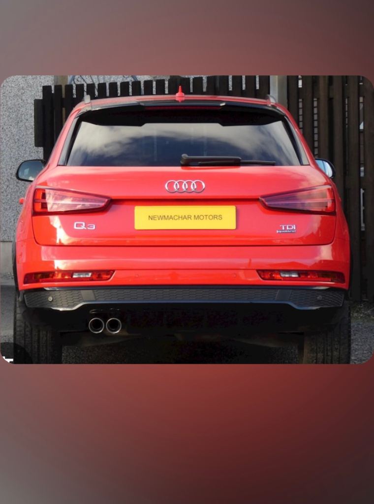 Breaking Audi q3 doors parts