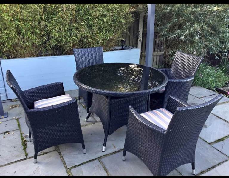 Rattan garden table and chairs 