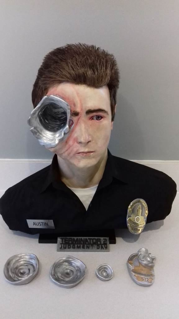TERMINATOR 2 - T2 - Lifesize - Life Size - Bust ( Sci Fi ACTION Memorabilia )