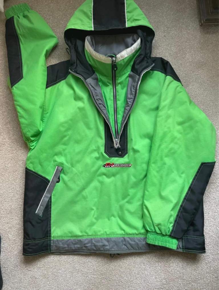 image for Unisex snowboard/ ski jacket- Mad Kow carving