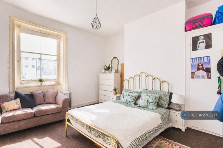 6 bedroom flat in Bristol Road, Brighton, BN2 (6 bed) (#2702277)