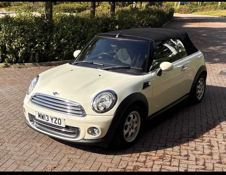 2013 MINI Convertible 1.6 Cooper 2dr Long MOT Full History CONVERTIBLE Petrol Manual