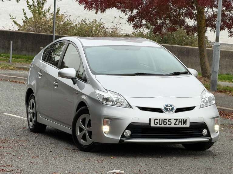 2015 Toyota Prius 1.8 VVT-h T3 Hatchback 5dr Petrol Hybrid CVT Euro 5 (s/s) (136 ps) HATCHBACK Pe...