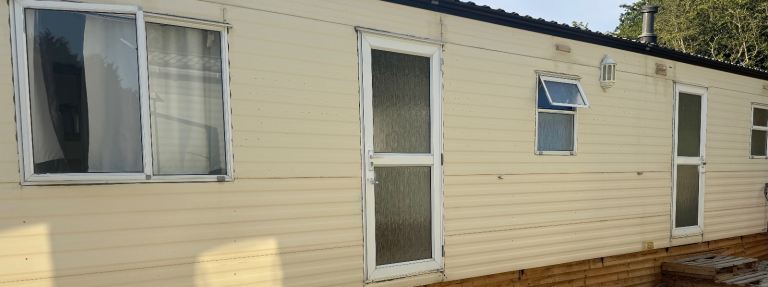long term static caravan for rent 
