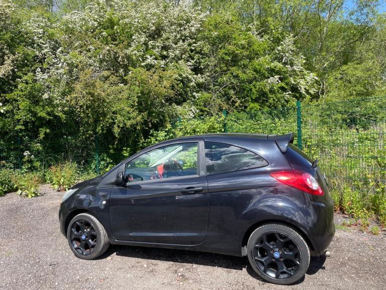 FORD KA 1.2 GRAND PRIX II S/S 12 REG BLACK 3 DOOR MOT OCTOBER 19TH 2026 TAX£35 LOW MILES HISTORY