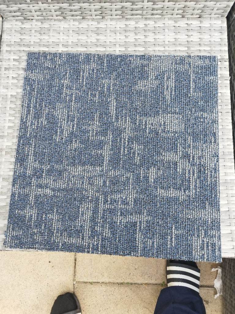 Blue grey fleck carpet tiles 